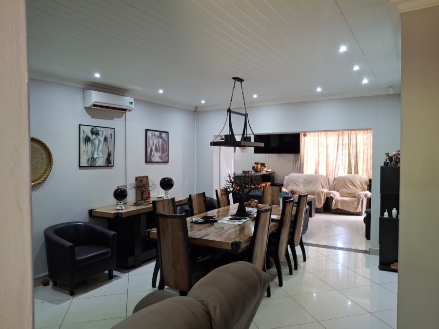 3 Bedroom Property for Sale in Carters Glen Northern Cape